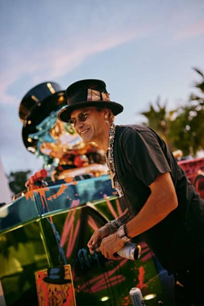 Alec Monopoly presenta en IBIZA Gallery una escultura inédita dedicada a la cultura DJ