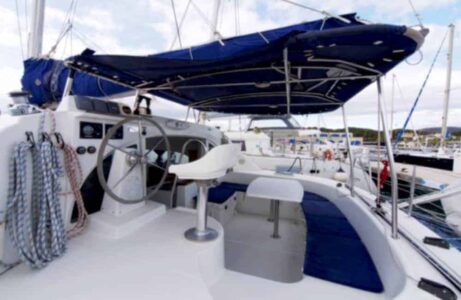 Catamarán Lagoon 380