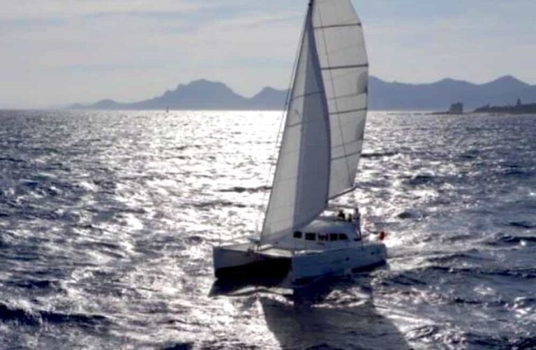 Catamarán Lagoon 380