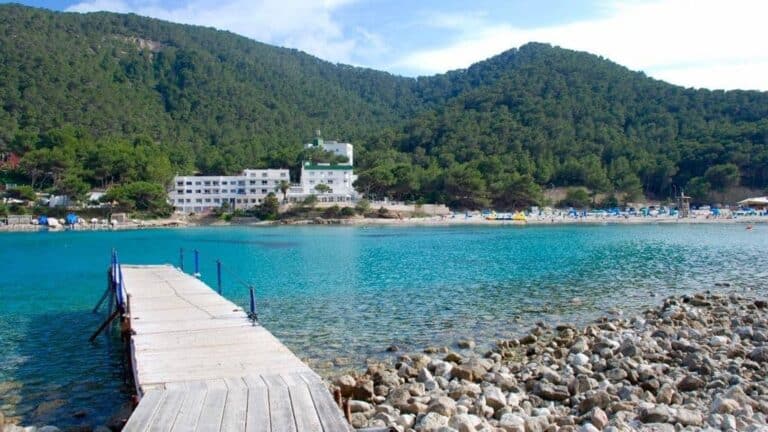 Cala Llonga