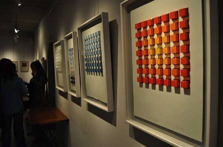 Can Tixedo Art Cafe