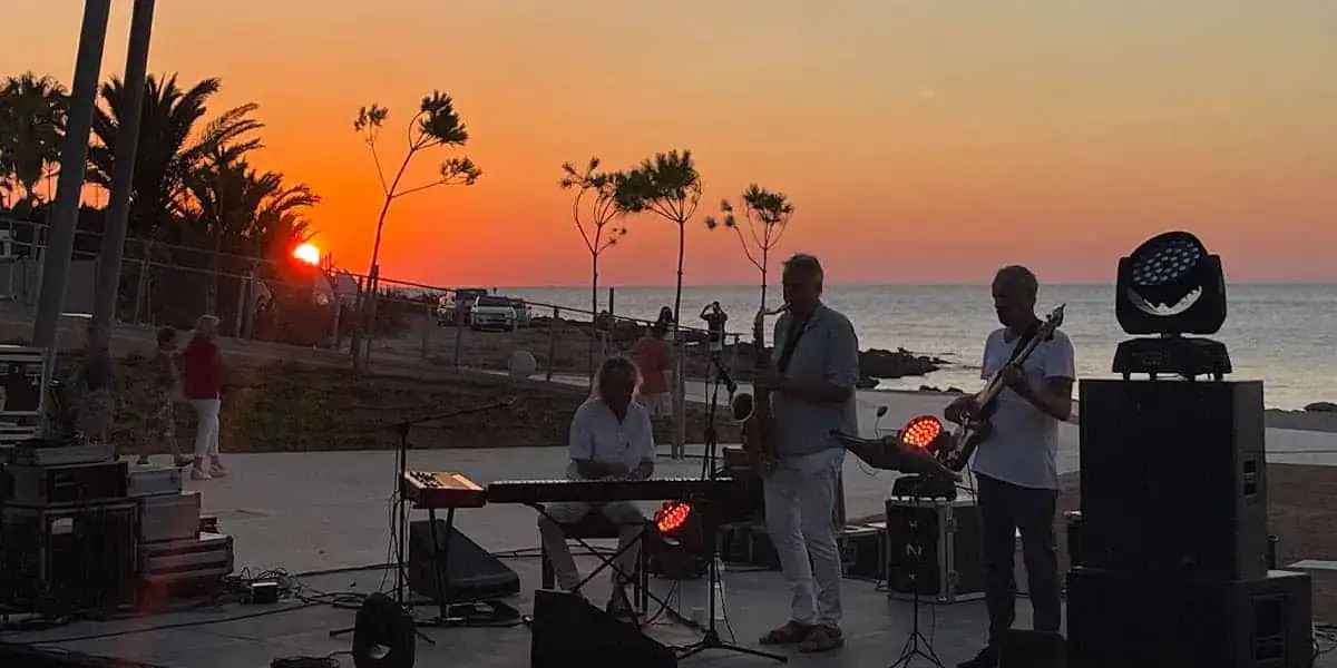 Conciertos frente al mar cada fin de semana con el II Festival Badia de Portmany