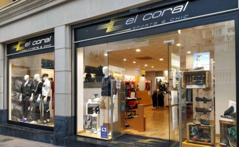 El Coral Sport & Chic. Sección calzado