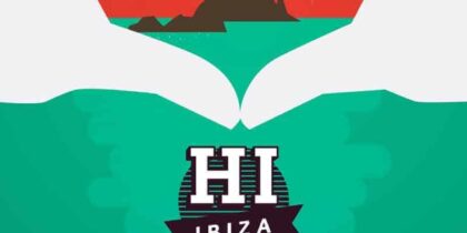 Hi Ibiza expone sus postales en el restaurante Chill Café