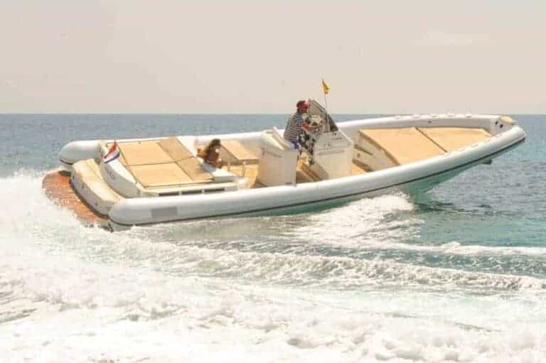 La Polar Charter