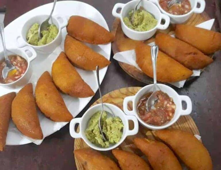 Miquetes Latino