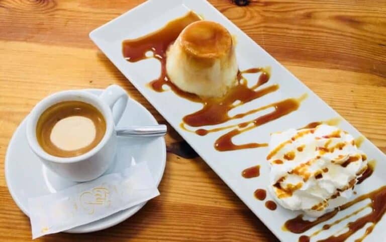 Petit Café