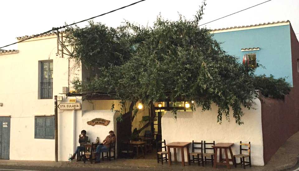 Restaurantes-chimenea-en-Ibiza