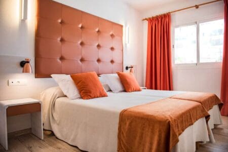 Apartamentos Oasis Sa Tanca