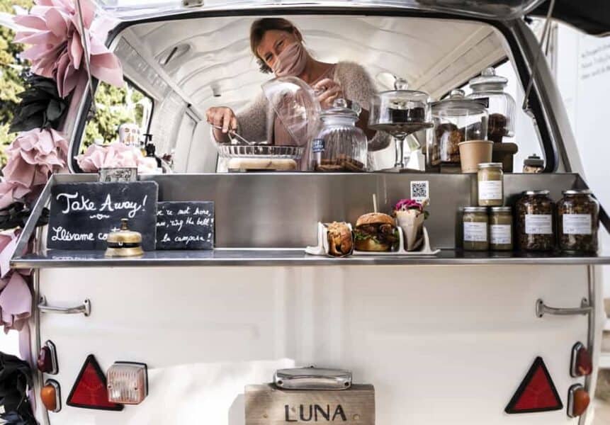 Luna Food Truck. La magia de l'Atelier Nº 74 sobre ruedas