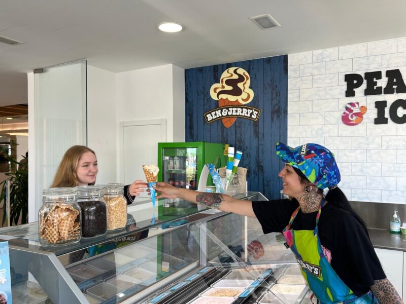 Ben & Jerry’s estrena su primera heladería en Ibiza en Vibra Hotels