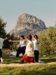 Mañanas de bienestar en Petunia Ibiza, cuídate en el entorno más hermoso