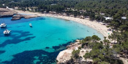 Cala Bassa, Mejor Playa de España 2025 para Condé Nast Traveler