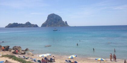 Playas y Calas Ibiza- cala dhor ibiza6 1