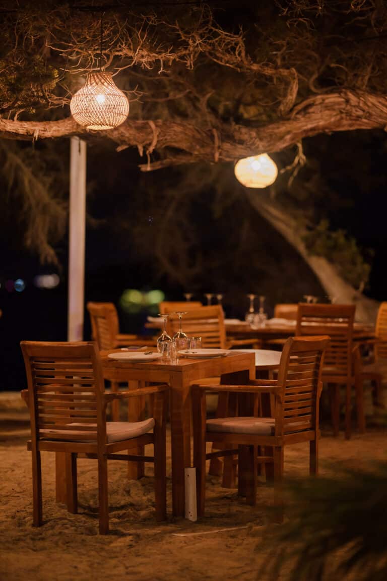 Cenas inolvidables frente al mar en CBbC Cala Bassa beach Club Ibiza