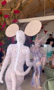 Clandestinos en The Beach, Unexpected: Un día de lujo asequible y mucho sabor en la playa