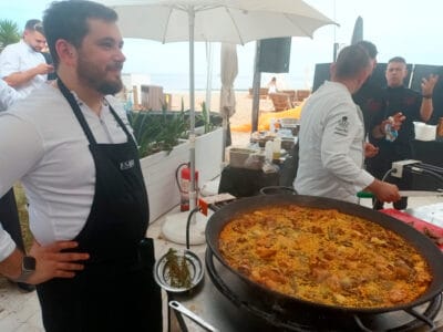 Clandestinos en The Beach, Unexpected: Un día de lujo asequible y mucho sabor en la playa