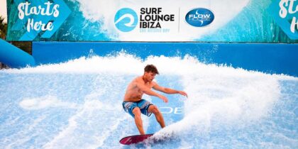 Fiesta of end of season in Surf Lounge Ibiza