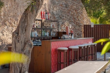 Corsario Ibiza eleva su propuesta con El sueño de una noche de verano