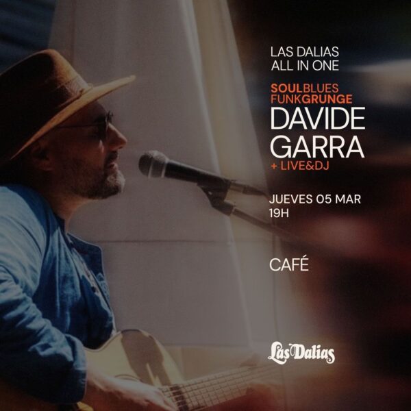 Davide Garra en Las Dalias Café