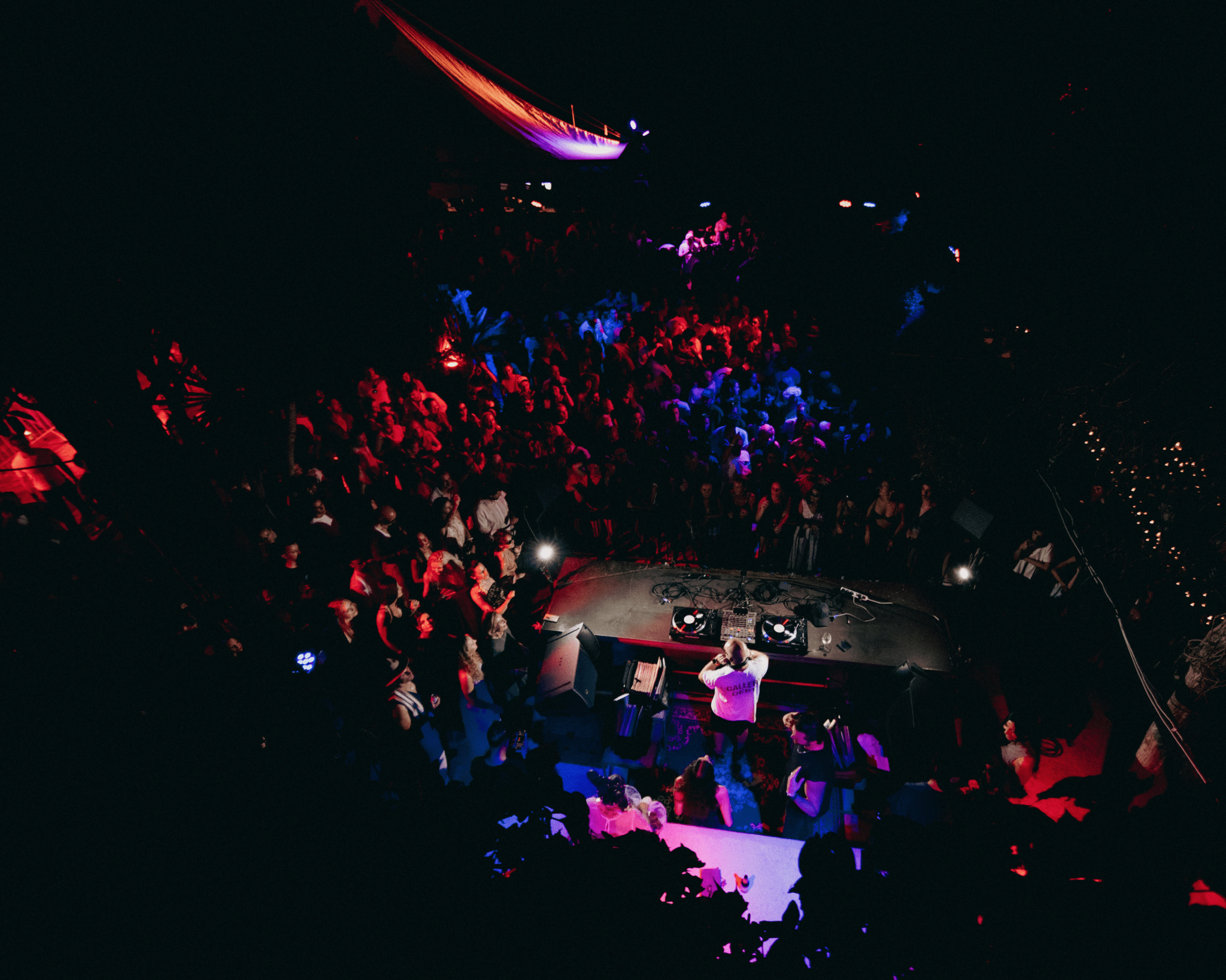 Akasha cierra octubre con Sven Väth, Hernán Cattáneo, Namaste y más