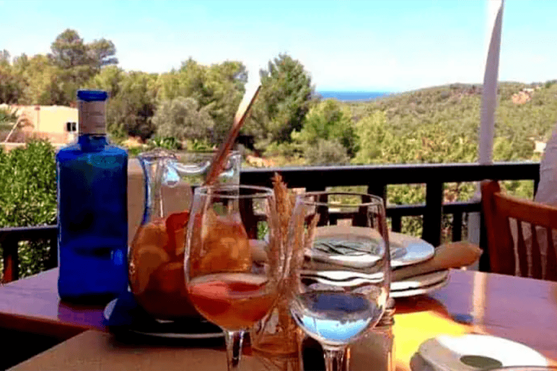 Restaurantes con zona infantil en Ibiza- espartar ibiza 2 medium
