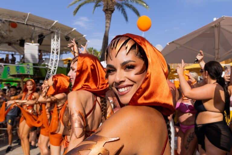 O Beach Ibiza celebra su 13º aniversario con una fiesta icónica