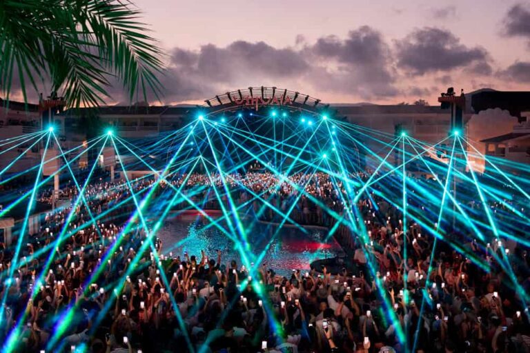 F*** Me I'm Famous! by David Guetta