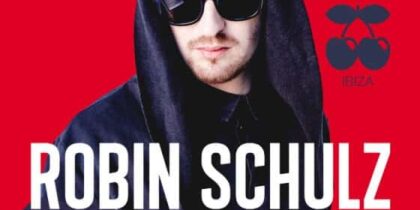 Robin Schulz at the controls of F *** me I'm Famous! in Pacha Ibiza