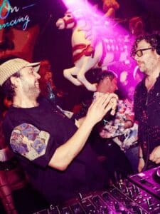Le Baile Pop by Keep On Dancing