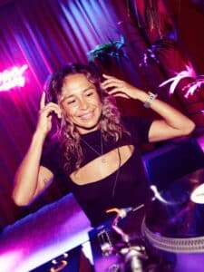 Le Baile Pop by Keep On Dancing