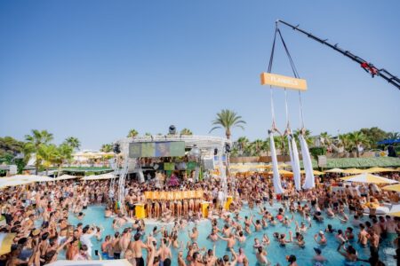 Burna Boy debuta en Ibiza en el lanzamiento de Luna Loca en O Beach