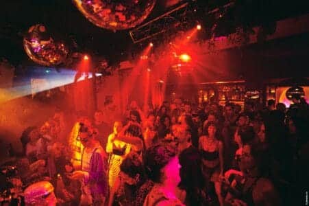 Time Machine: el viaje en vinilo más auténtico del invierno ibicenco