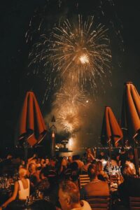 Vive la magia de los fuegos artificiales desde ROTO