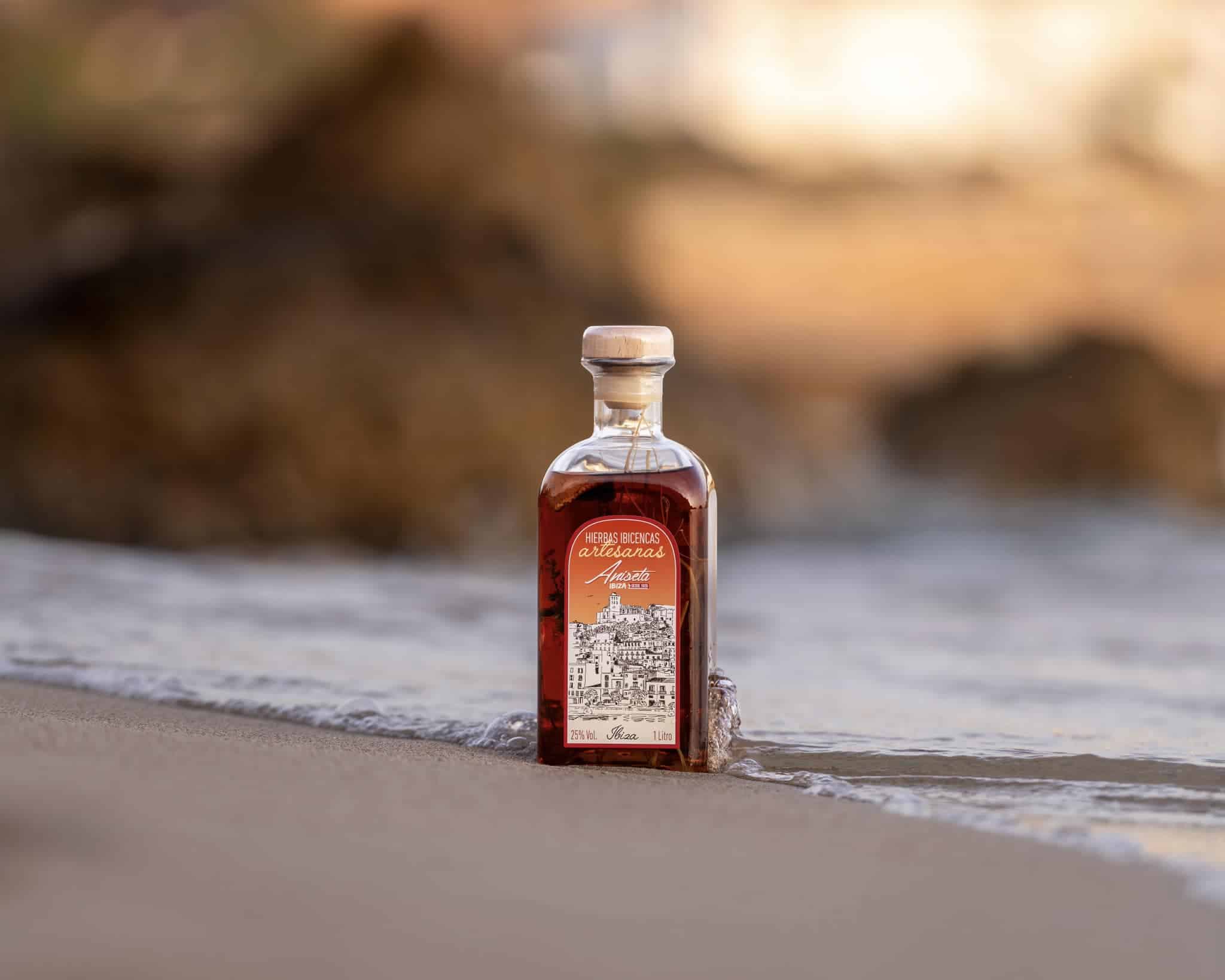 Hierbas ibicencas, el elixir de Ibiza Hierbas ibicencas, el elixir de Ibiza