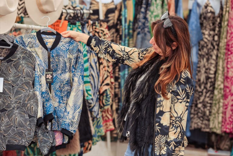 Hippy Market Punta Arabí vuelve a latir como uno de los grandes iconos de Ibiza