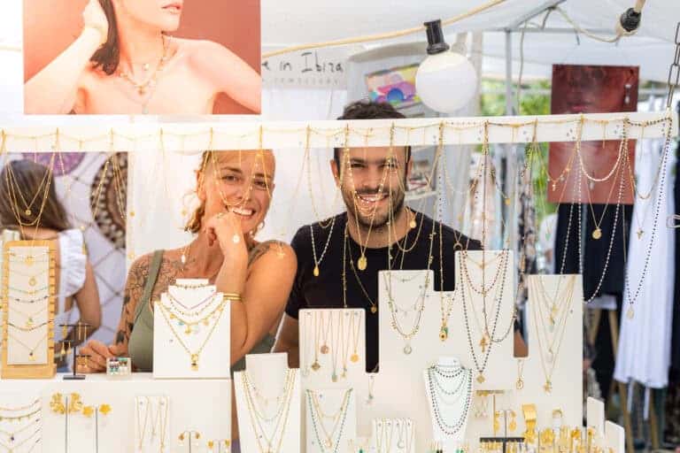 Mercadillo de Es Canar - Hippy Market Punta Arabí