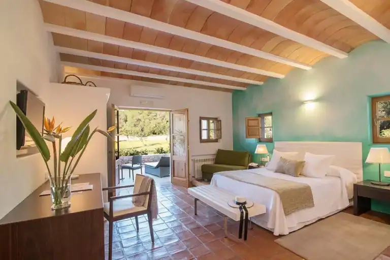 Hotel Rural Can Curreu