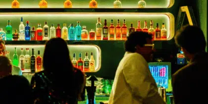 Fines de semana en Jarana de Pueblo, el speakeasy m&aacute;s canalla de Ibiza