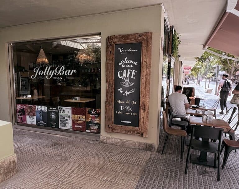 Jolly Bar Ibiza