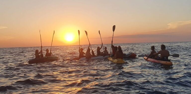 Sunset & Full Moon: Kronan Kayak te propone una nueva aventura en el mar