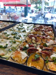 Minú pizza al corte Ibiza