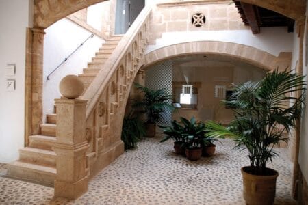 Museos: tesoros culturales de Eivissa ciudad