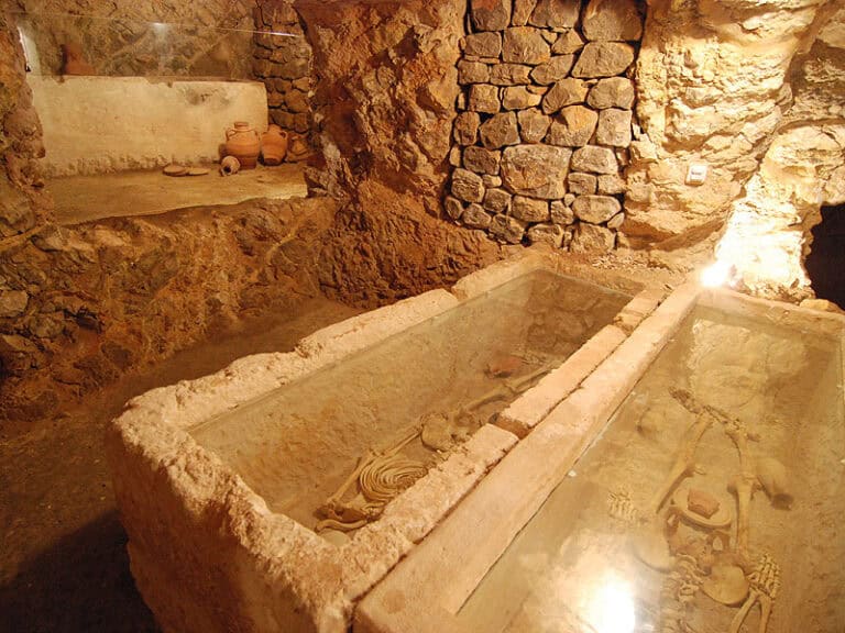Museo Monográfico y Necrópolis de Puig des Molins