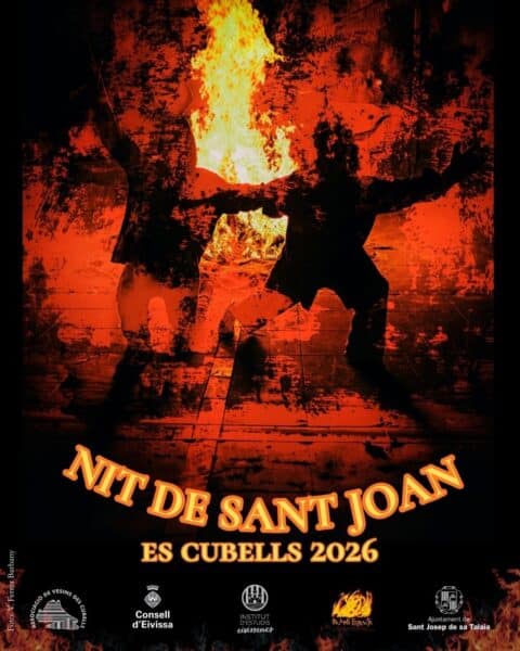 Noche de San Juan del Institut d’Estudis Eivissencs en Es Cubells