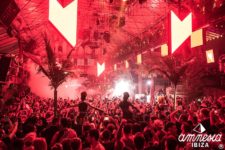 Eivissa Party Review: Pura descàrrega d'energia en l'Opening de Music On