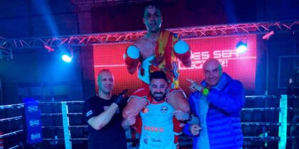 Óscar Cofrade: Un joven campeón de Kick boxing en Ibiza