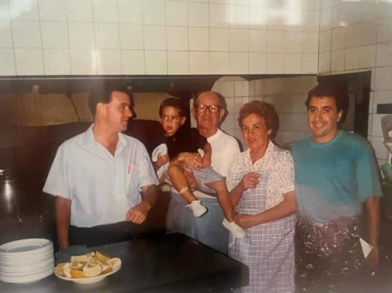 Can Costa cierra para siempre: La Marina se despide de 101 años de recuerdos