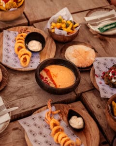 Abierto cada día el restaurante de Playa Soleil Ibiza: lujo, música y sabor frente al mar