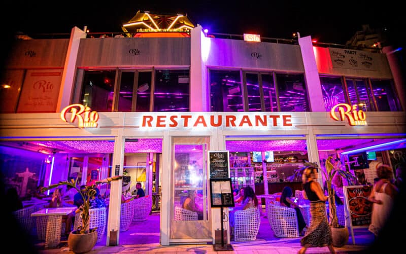 Restaurantes en Ibiza en los que la fiesta continúa tras la cena- restaurante rio ibiza 202002 1 1